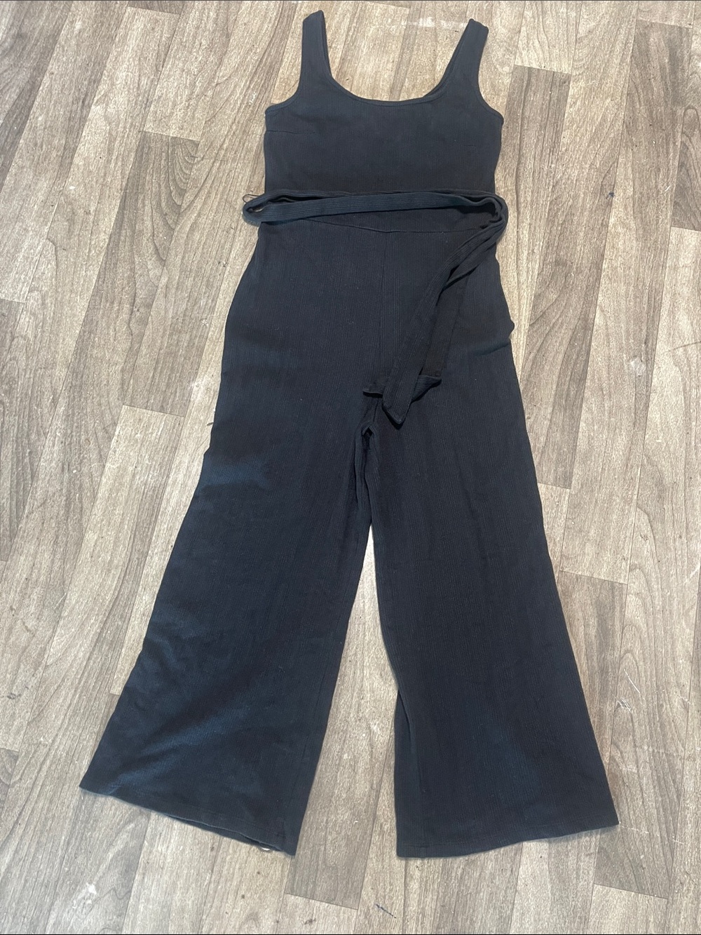 Sleeveless Black Wide-Leg Jumpsuit with Waist Tie